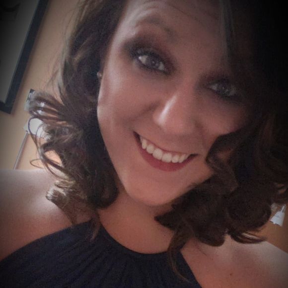 Meet your Posher, Myranda - Picture 1 of 1